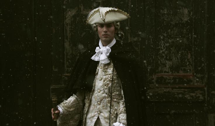 venice-carnival-and-the-costumes-of-casanova-pose