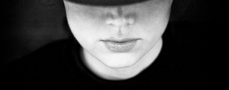 fotografia-di-moda-book-fotografico-donna-bianco-e-nero-04-760x300